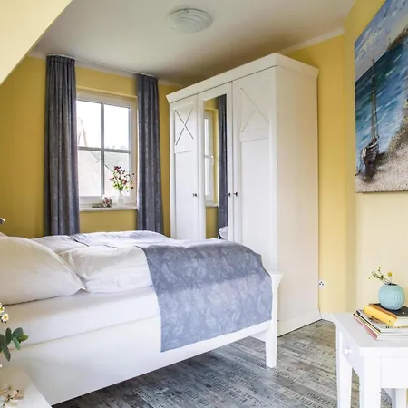 Luxushaus Bodstedt Mit Sauna Am Bodden Ferienhaus Fuhlendorf (Mecklenburg-Vorpommern)